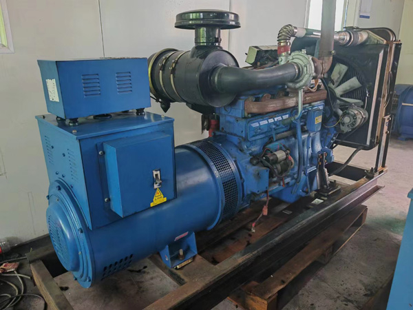 惠安100kW柴油发电机组使用多级机油有哪些优缺点？
